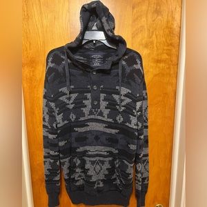 American Eagle Outfitters sweater w/hood and pocket. Size:Medium